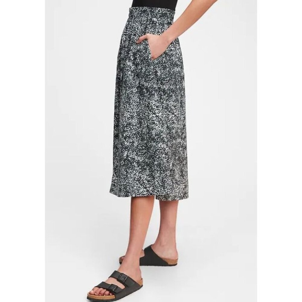 GAP pull on midi skirt in black print size XXL
